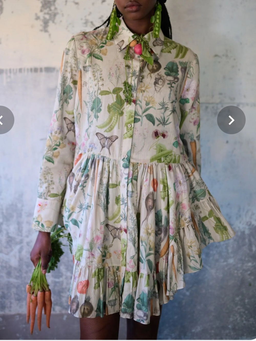Selkie Cream Floral Button-Up Blouse with Floral Garden Print